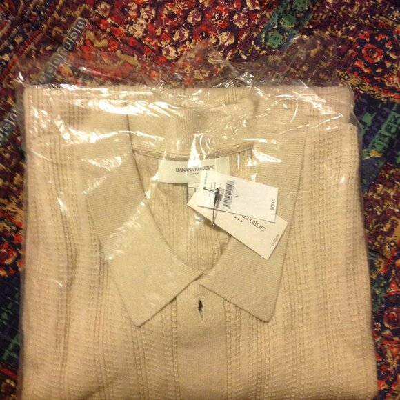 Banana Republic Men's Textured Front Button-Down Beige Polo Shirt - Large - NWT - Picture 2 of 7